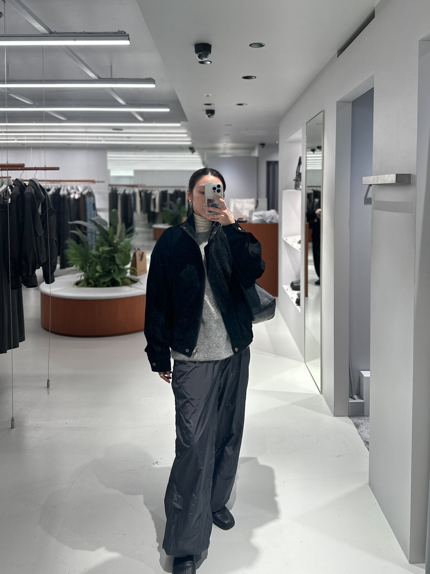 立體感企領麂皮外套 黑色