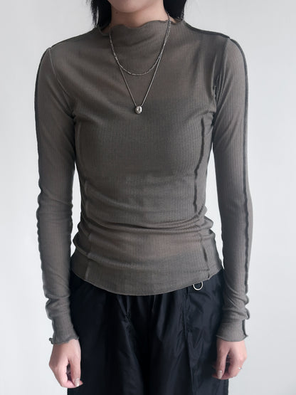 捲邊車線修腰上衣 卡其色