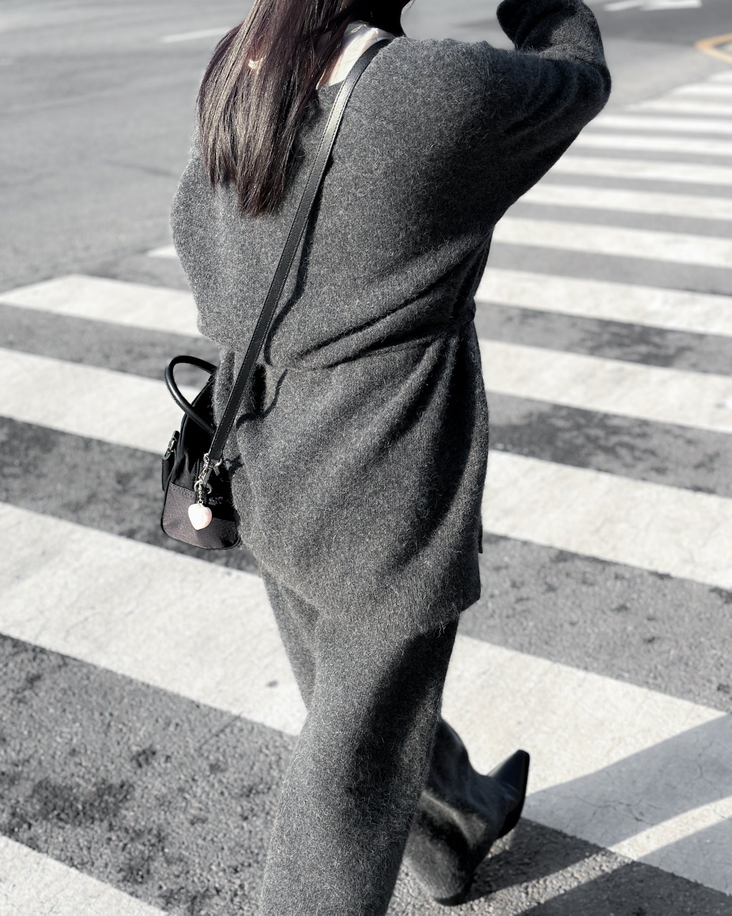 V領親膚冷衫套裝(全套)