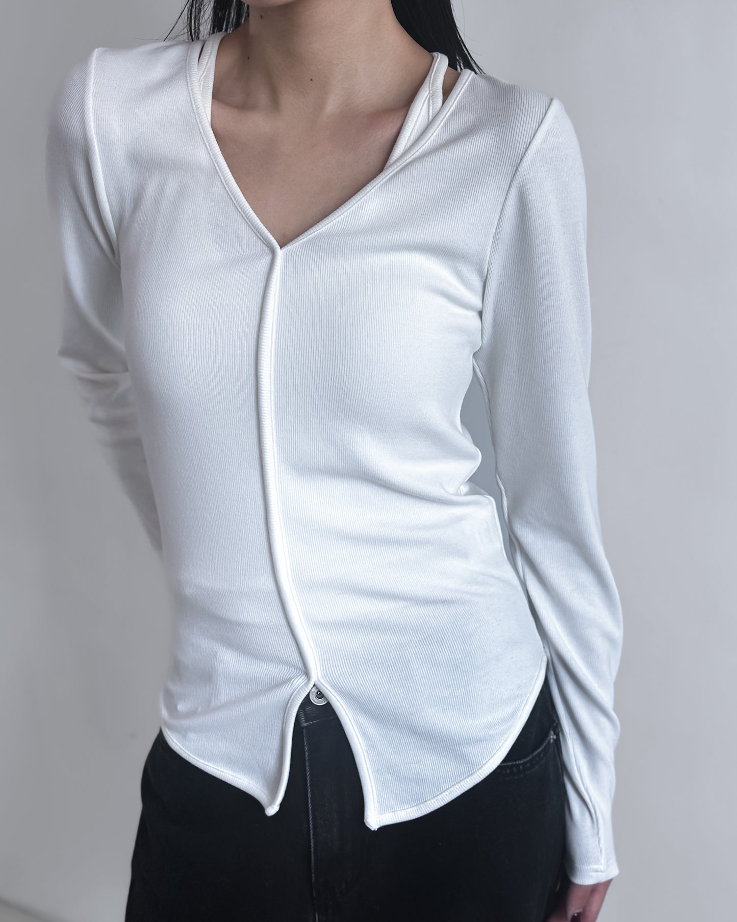 V領修腰彈性上衣 白色