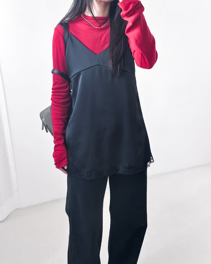 高質緞面V領吊帶連身裙 黑色