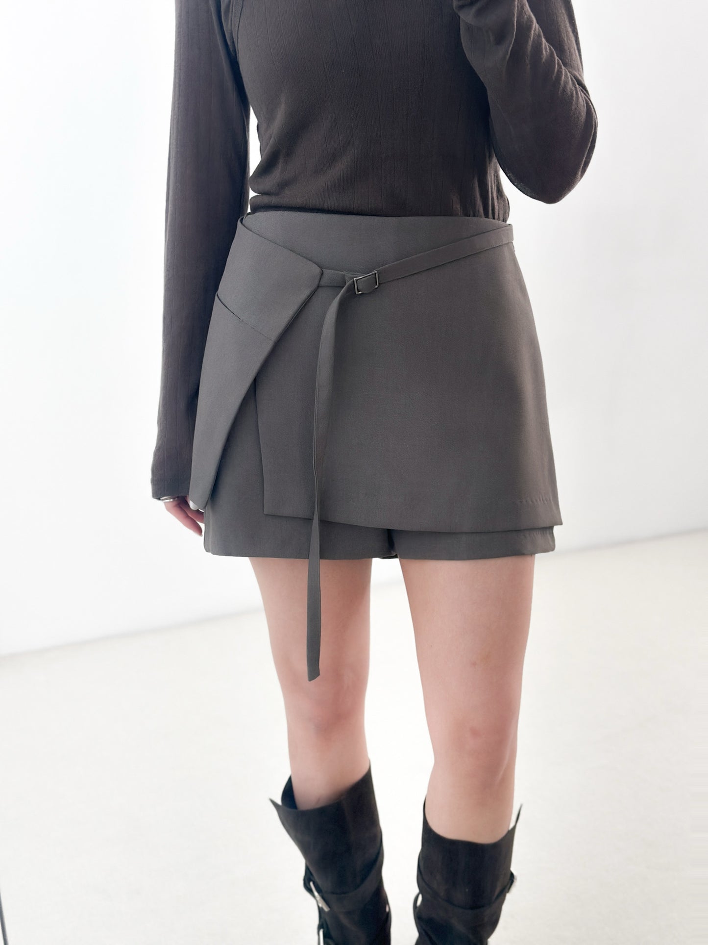 腰帶挺料西裝裙褲