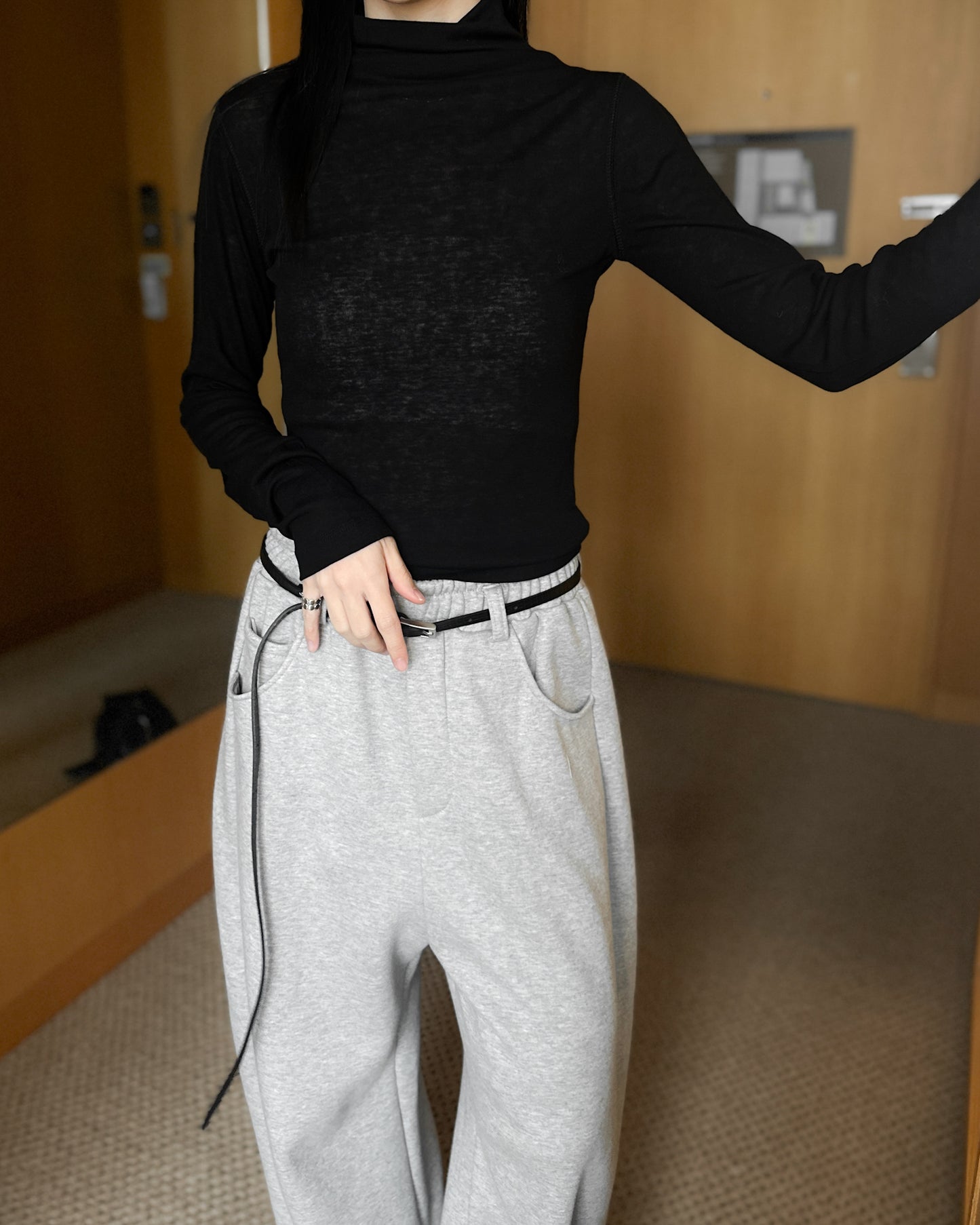 基本款無縫高領上衣 - 米白色