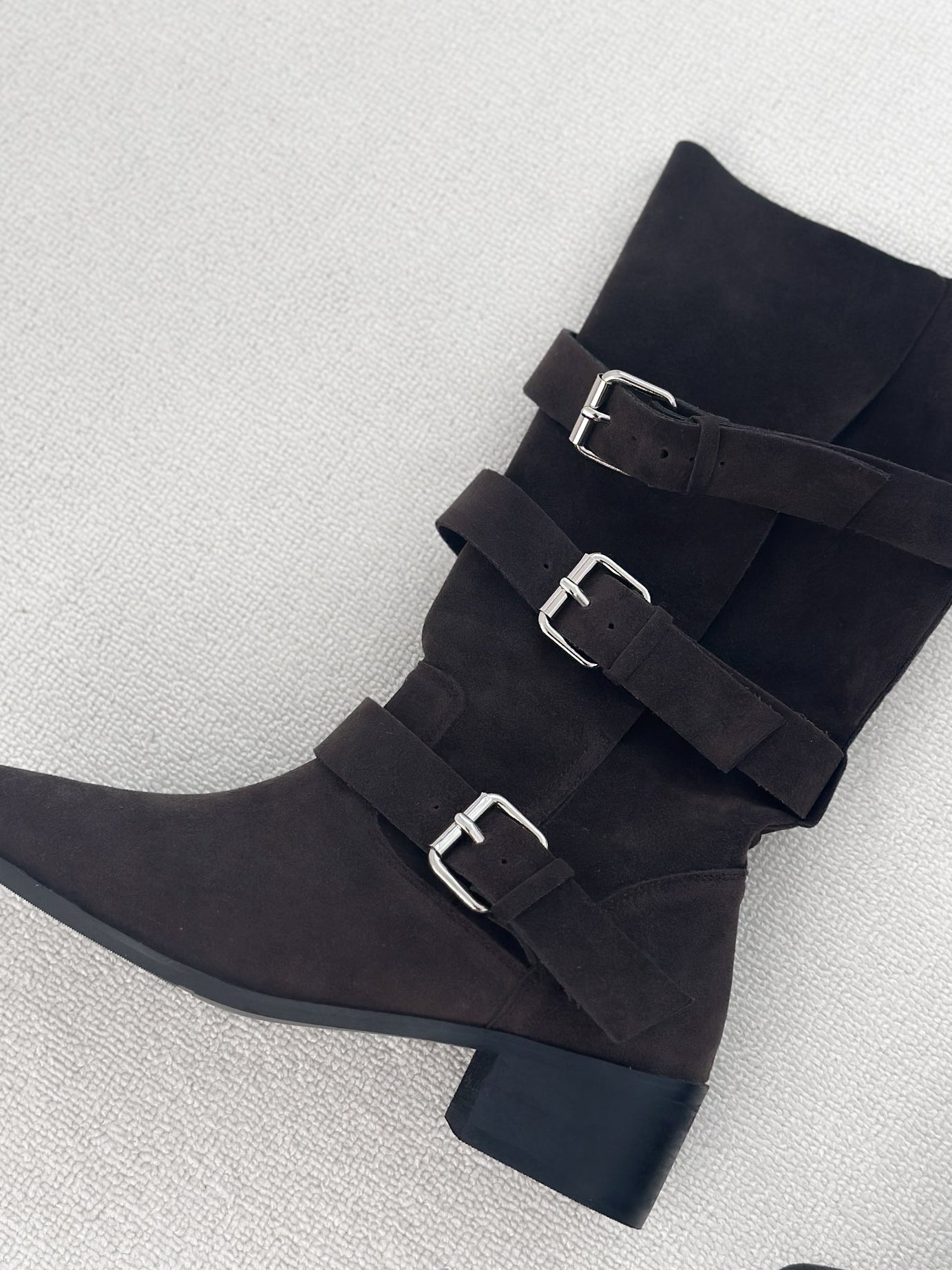 麂皮反褶尖頭靴