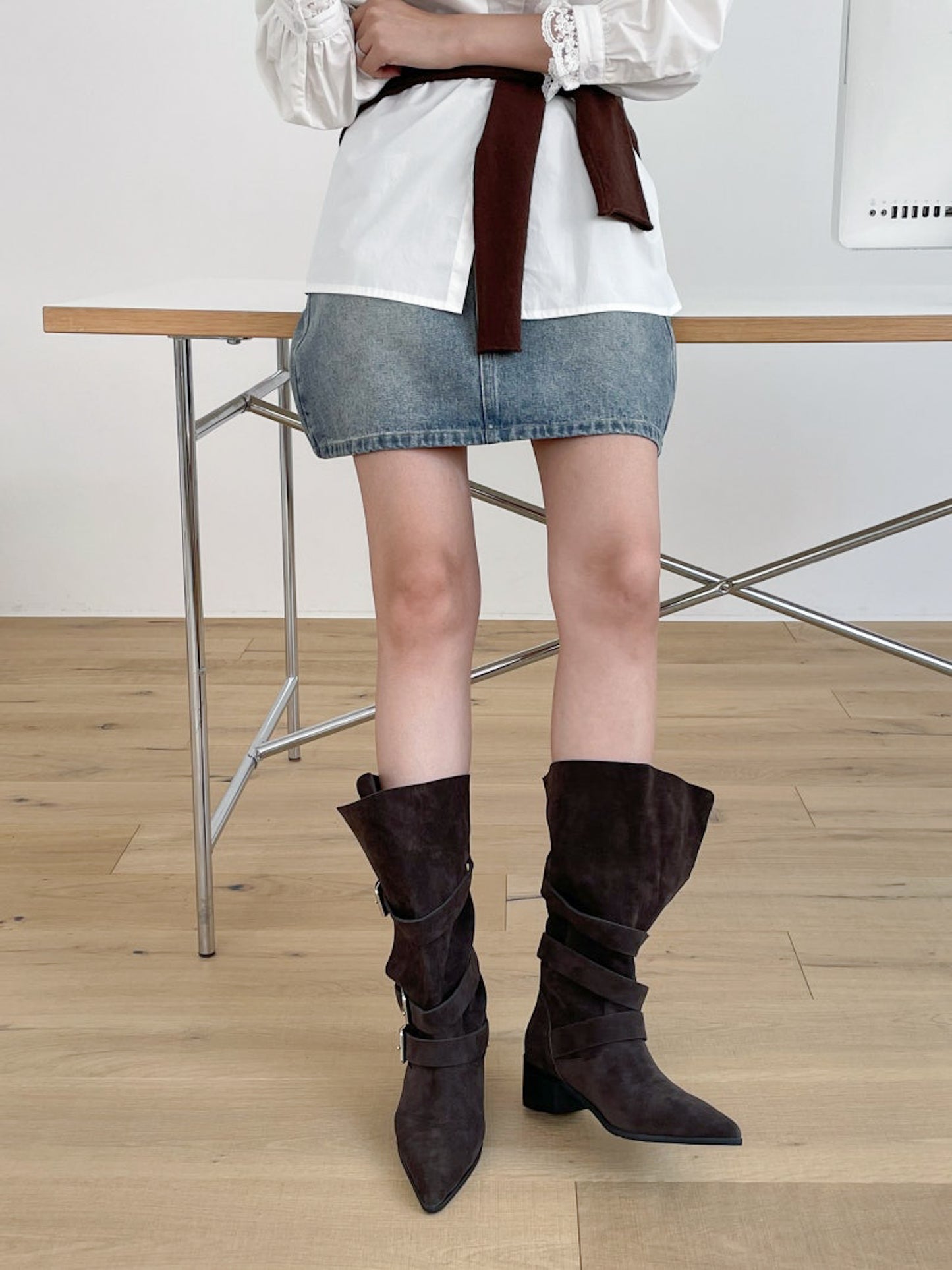 麂皮反褶尖頭靴