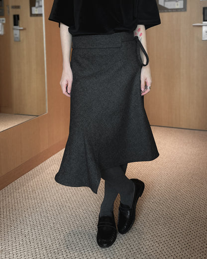 不規則收邊羊毛半截裙 - 深灰色