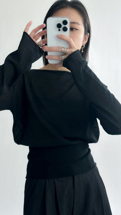 一字領束腰薄冷衫 - 黑色