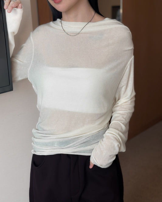 斜肩抓褶天絲上衣 - 米白色