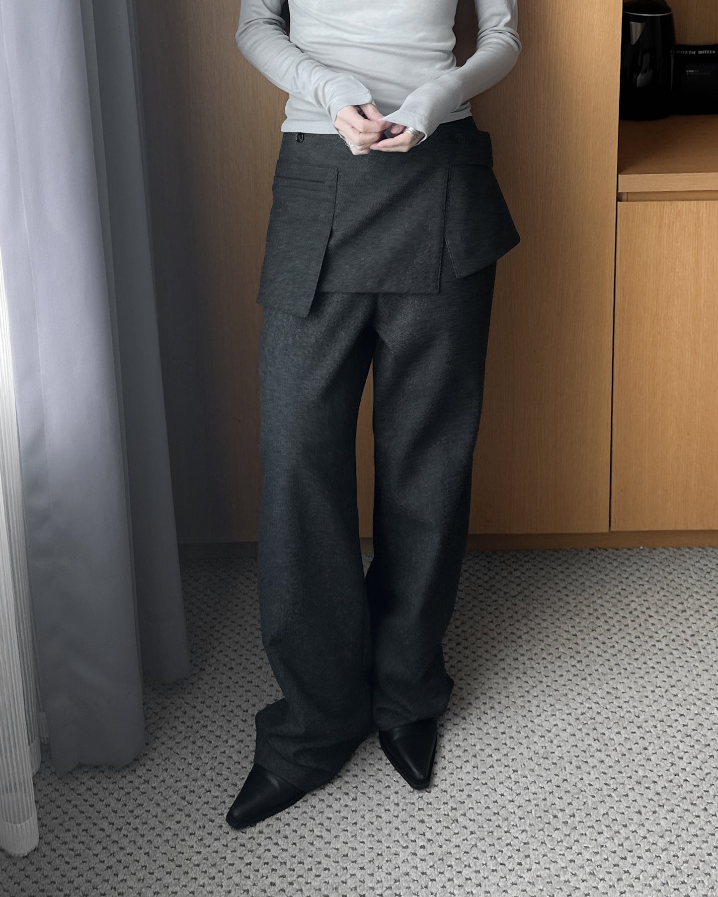 (可拆式裙片)薄羊毛直筒長褲 - 深灰色