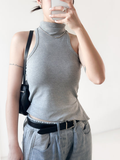 後腰綁帶高領Bratop