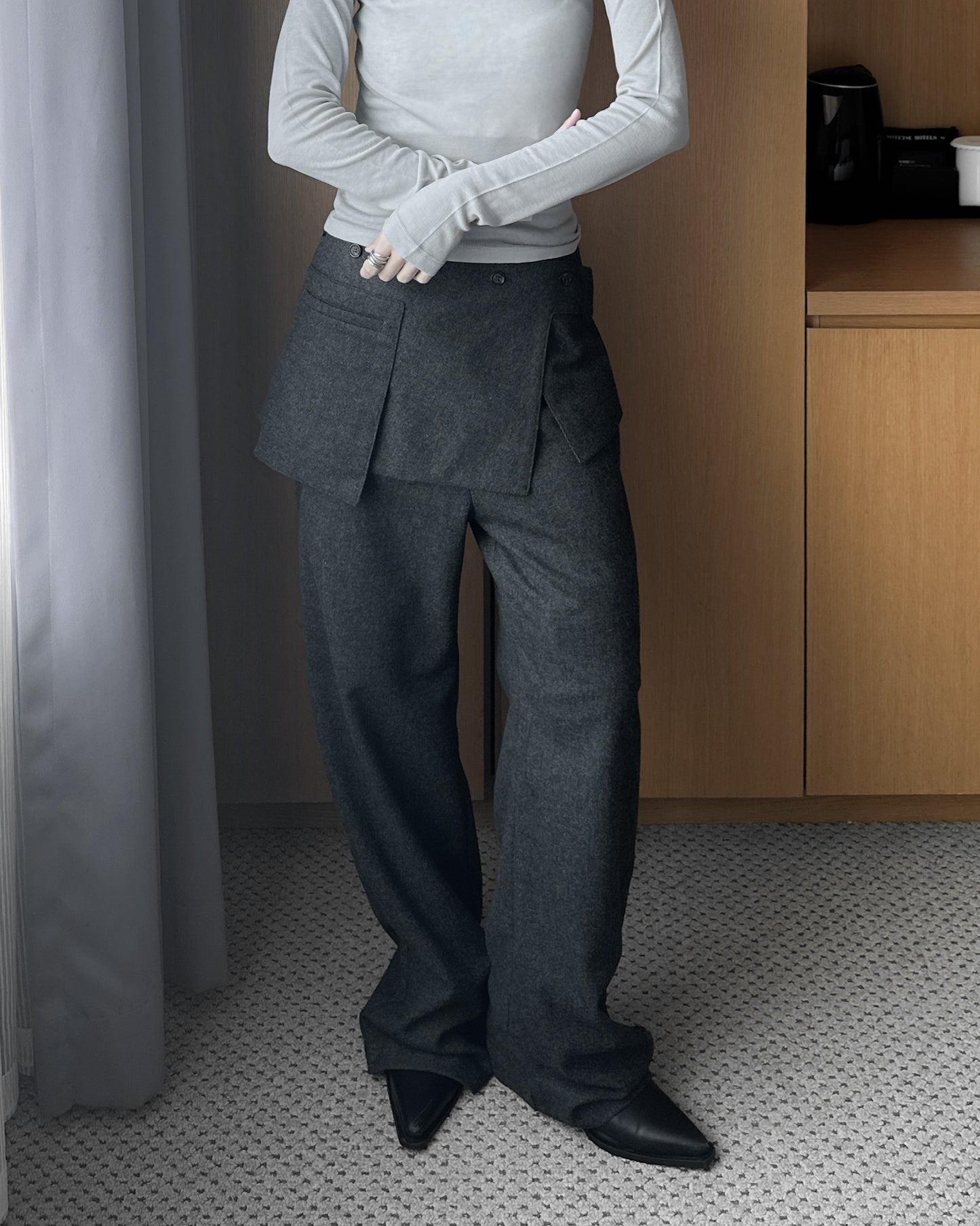 (可拆式裙片)薄羊毛直筒長褲 - 深灰色