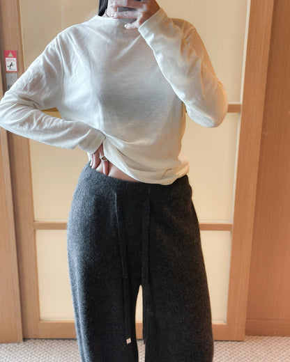 基本款圓領後車線上衣 - 黑色