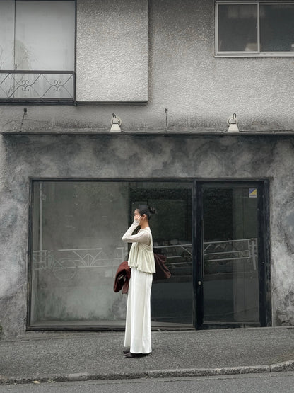 捲邊車線修腰上衣 白色