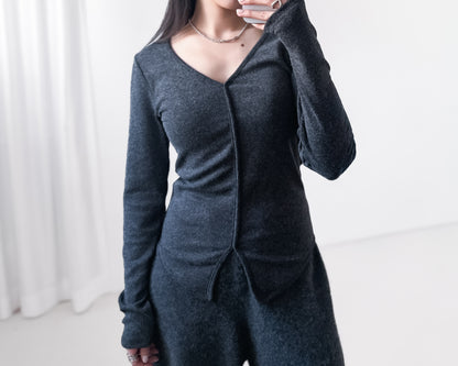 V領修腰彈性上衣 黑色