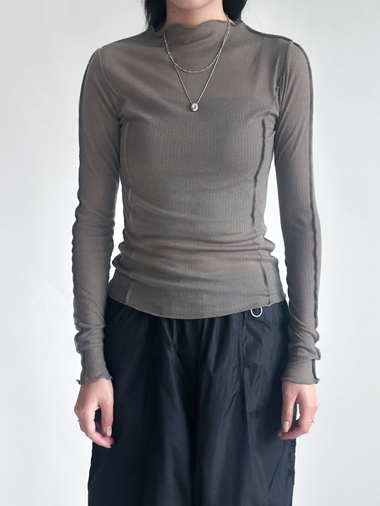 捲邊車線修腰上衣 卡其色