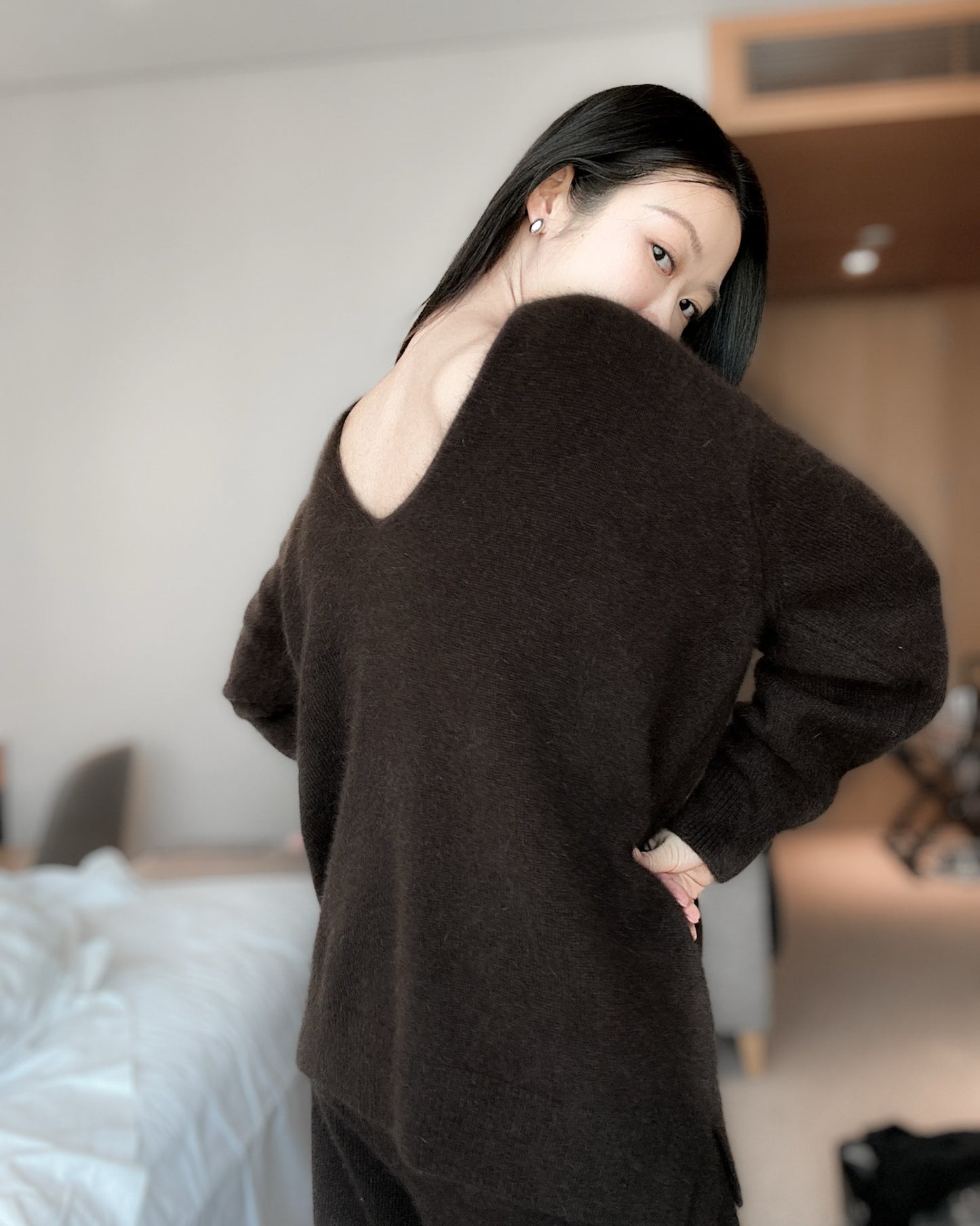 V領親膚冷衫套裝(全套)