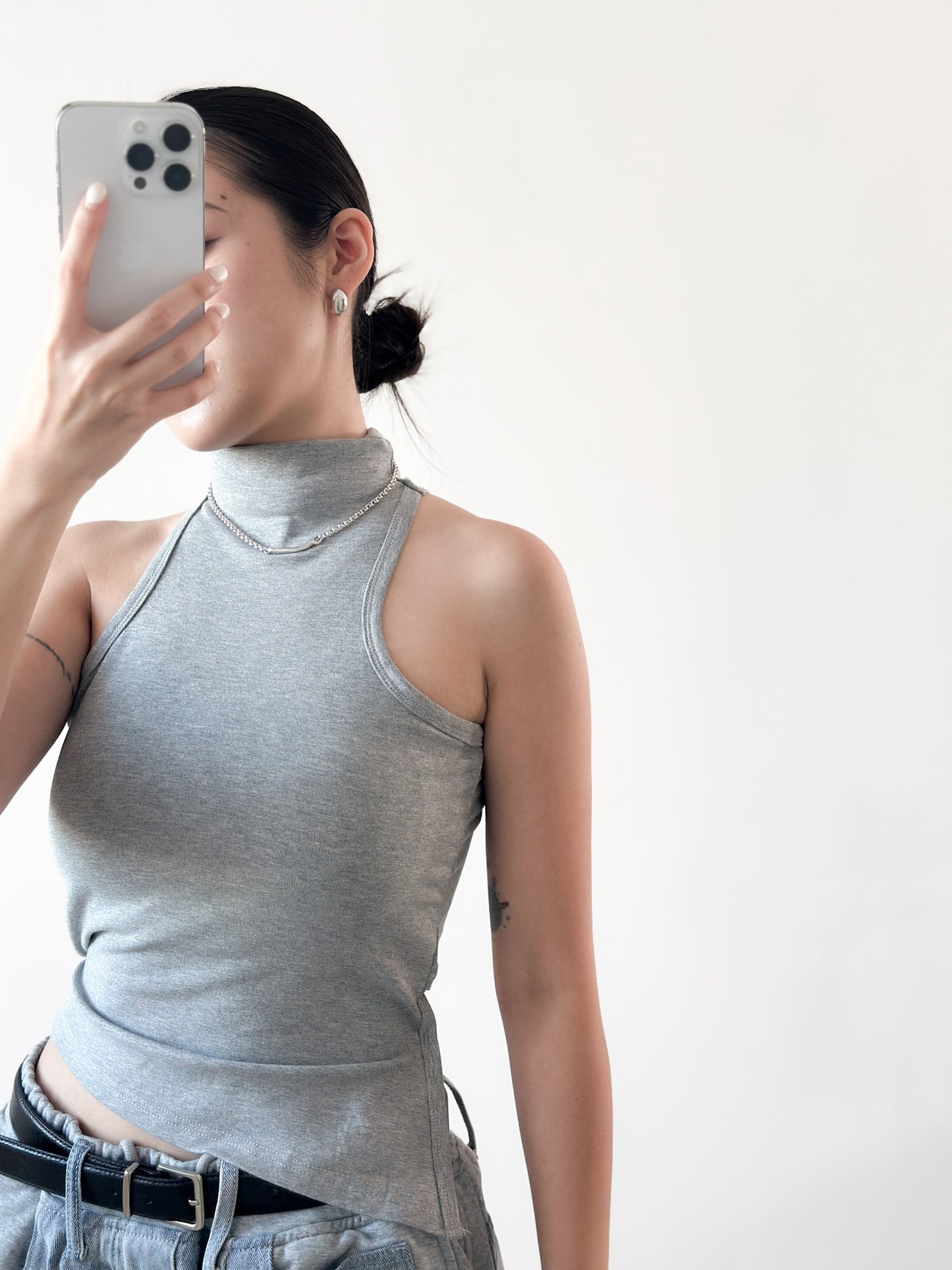 後腰綁帶高領Bratop