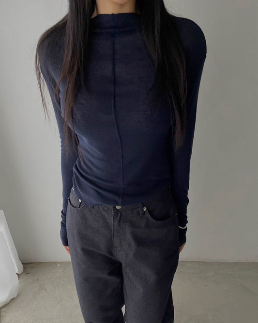 前後兩穿半高領上衣 深藍色