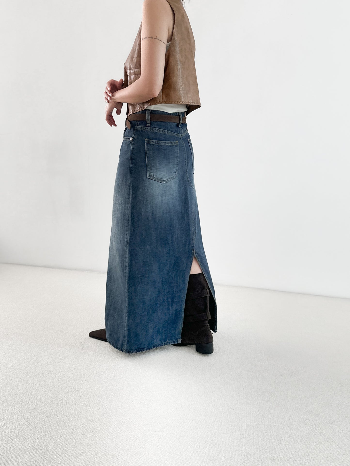 洗水深藍牛仔長裙