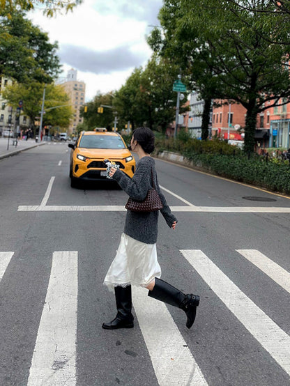 高質緞面蕾絲斜邊半長裙 白色