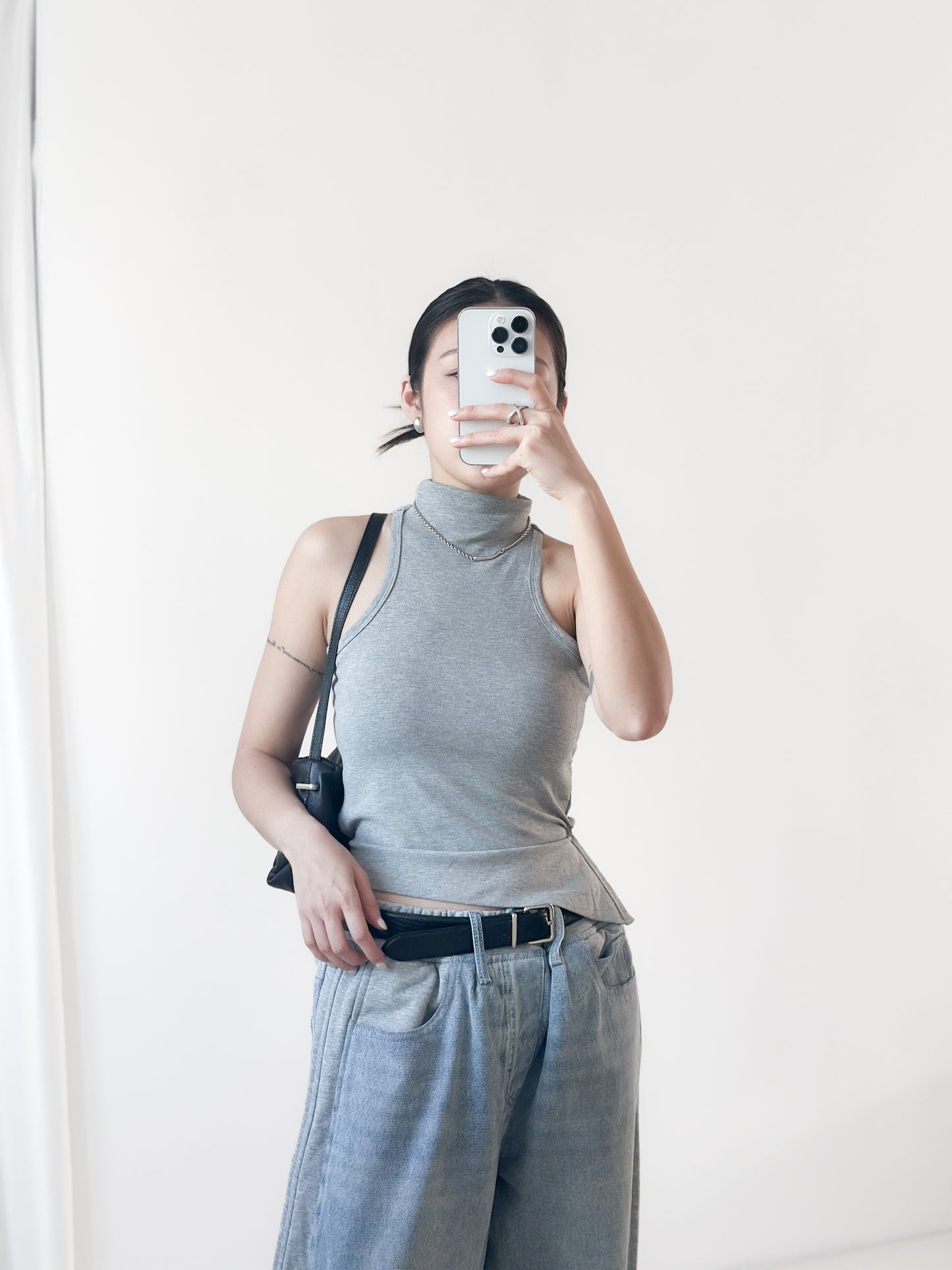 後腰綁帶高領Bratop