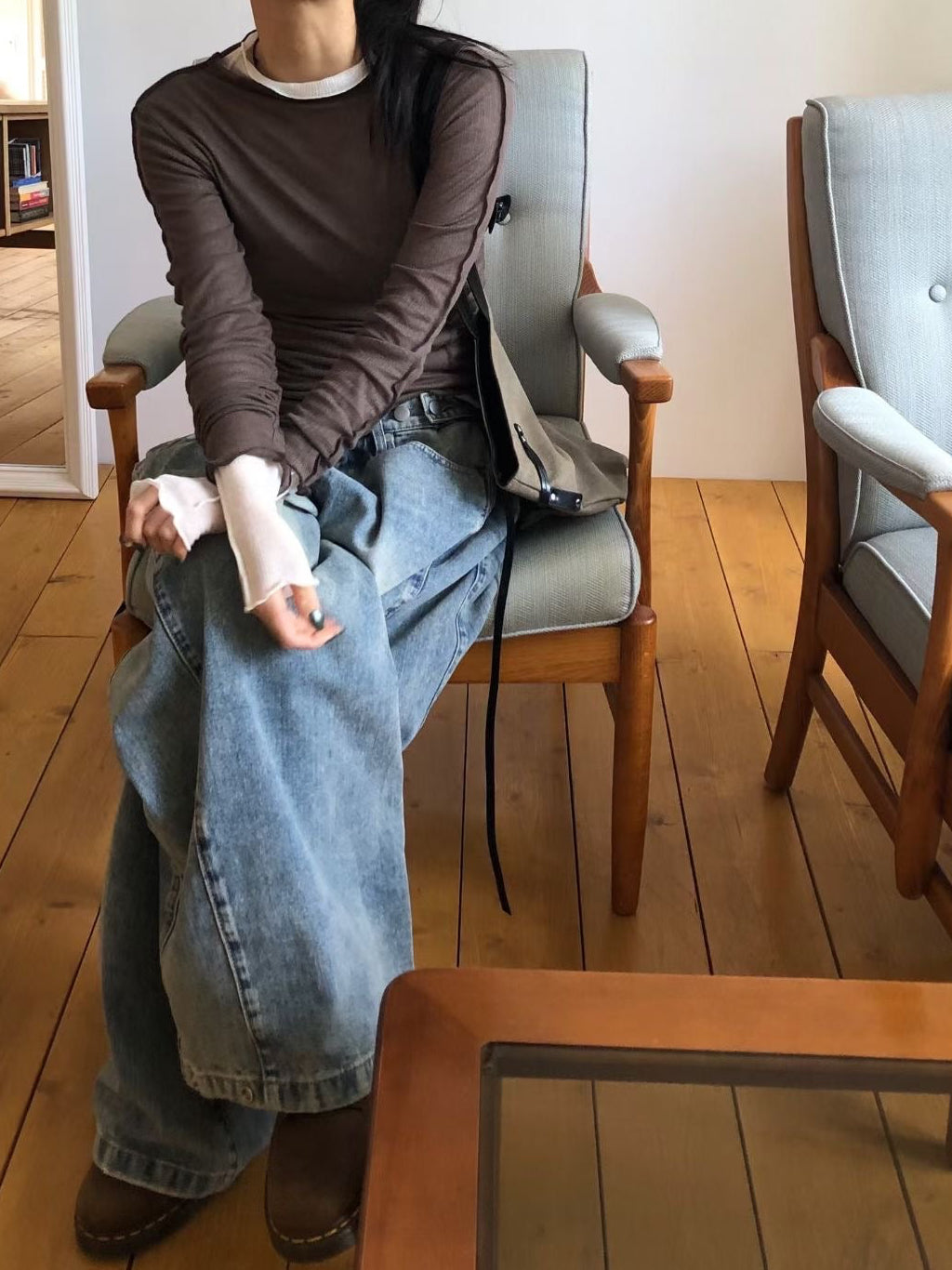 捲邊車線修腰上衣 啡色