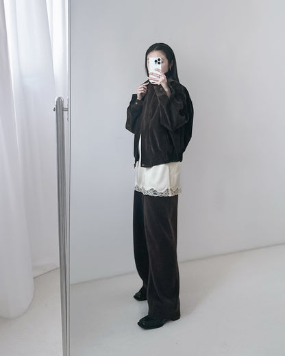 高質緞面V領吊帶連身裙 米白色