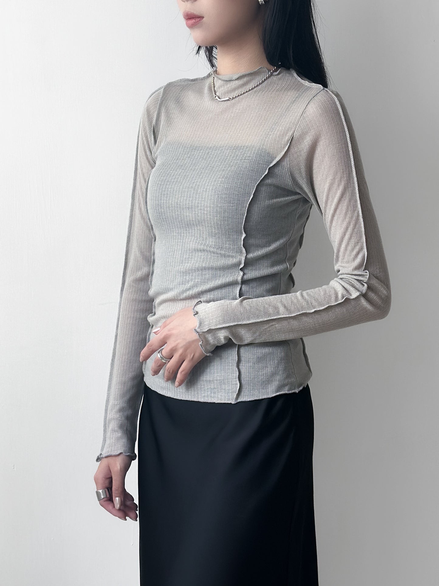 捲邊車線修腰上衣 淺灰色