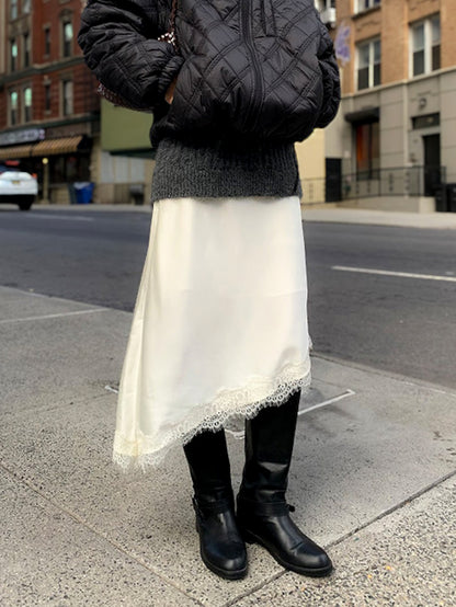 高質緞面蕾絲斜邊半長裙 白色