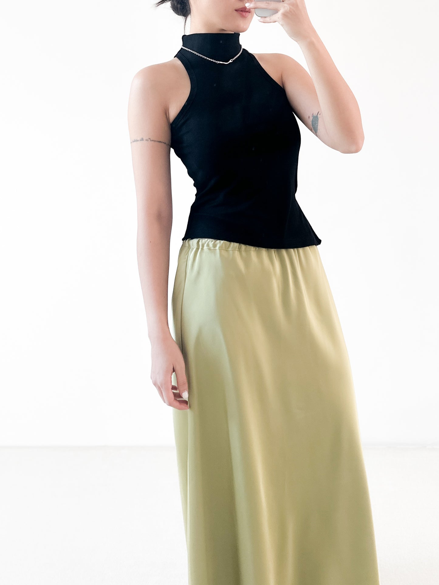 後腰綁帶高領Bratop