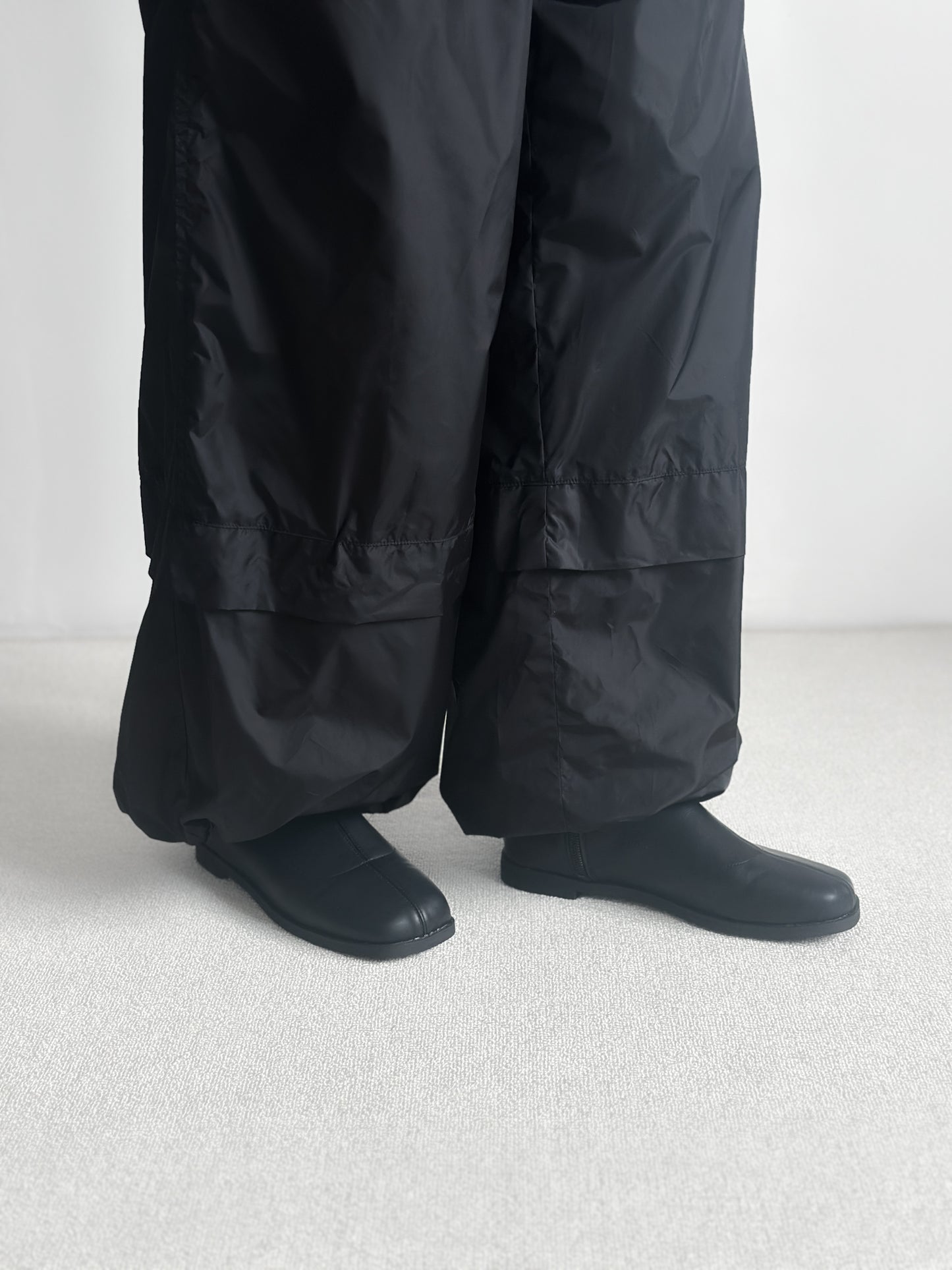 方圓頭貼腳平底靴