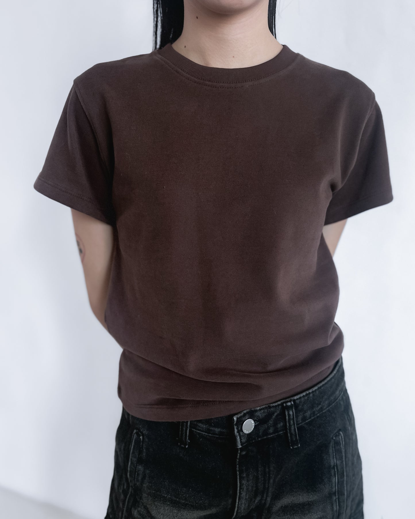 羊毛絨彈性薄素Tee 深啡色