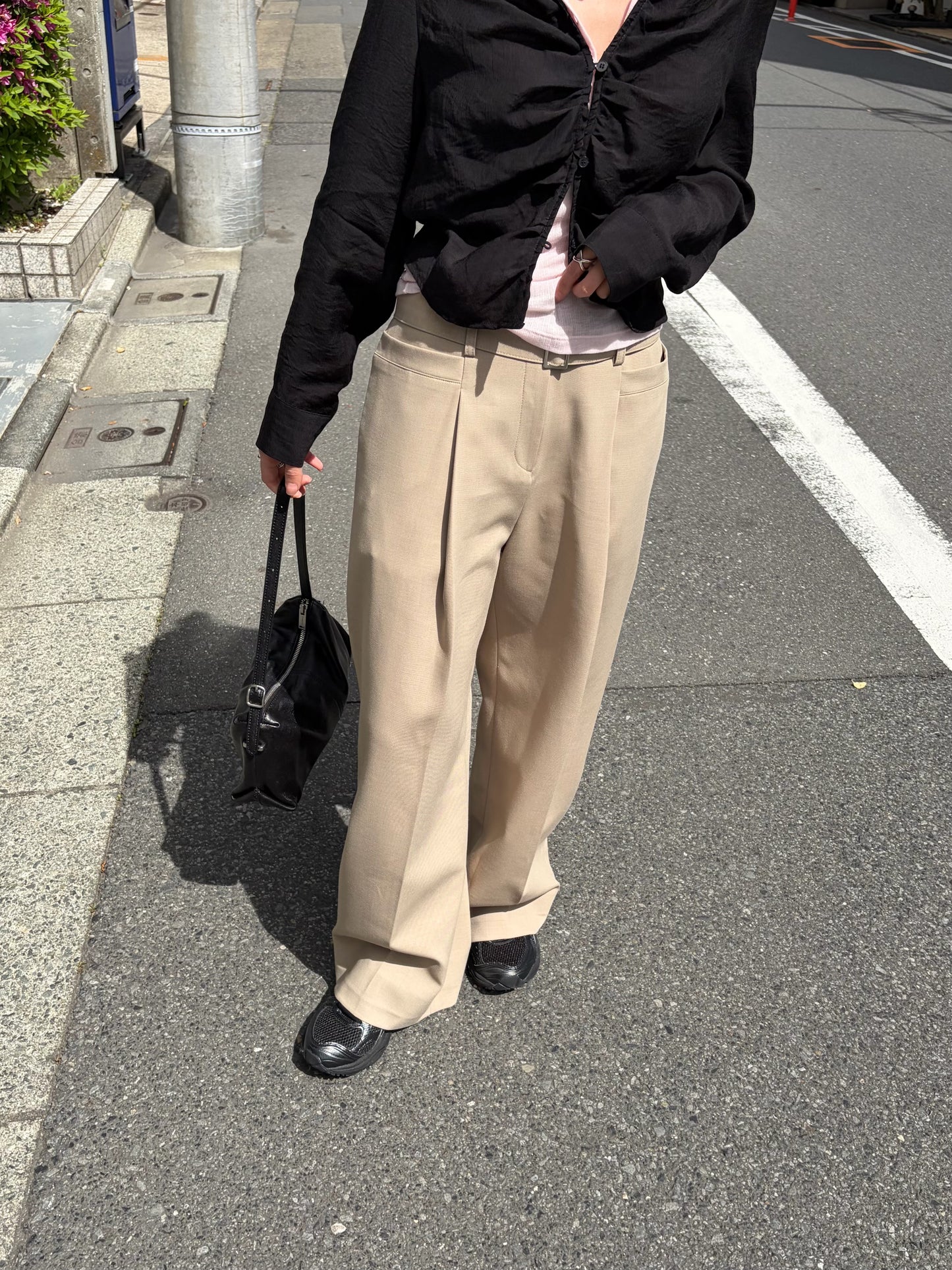 配腰帶打褶長褲 - 杏色